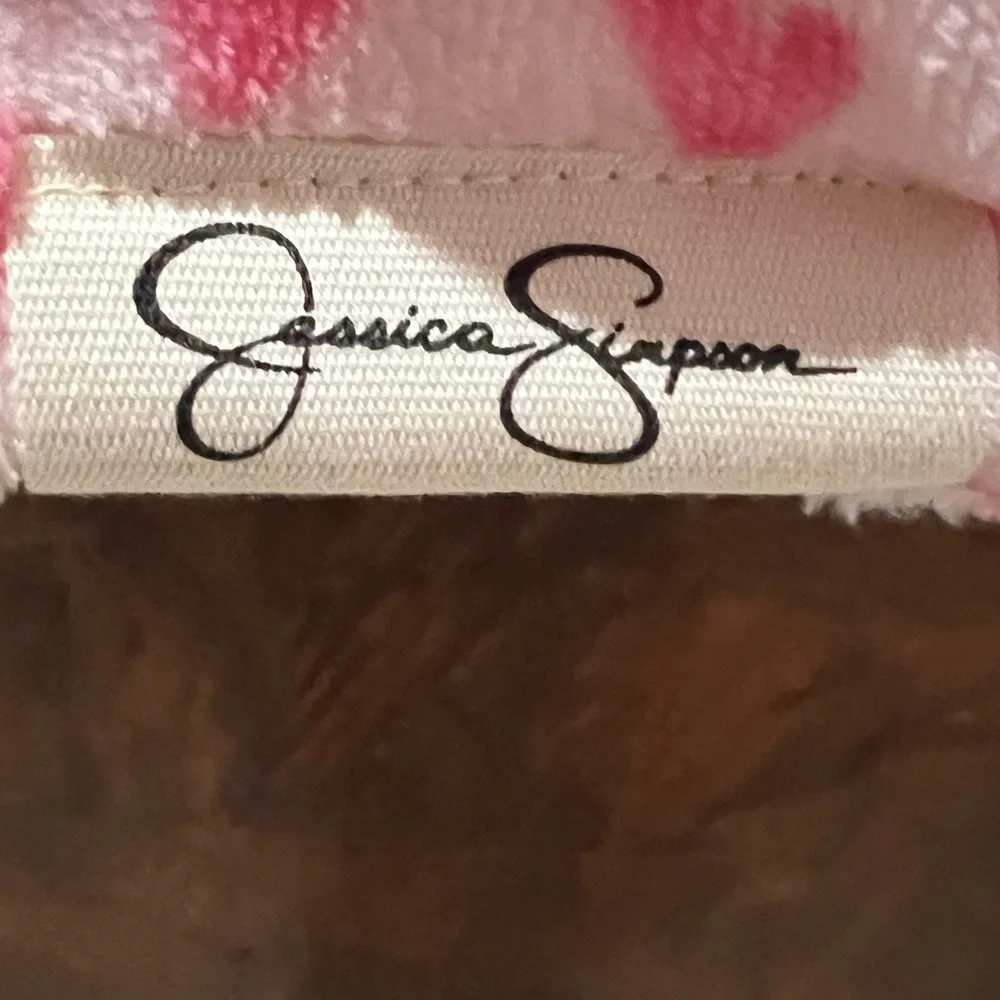 Jessica Simpson Pink Heart Blanket & cozy socks